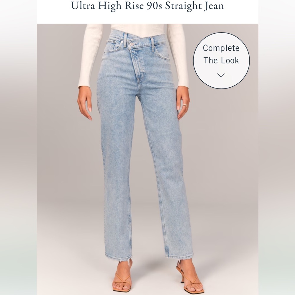 Abercrombie & Fitch ultra high rise 90’s straight leg jean